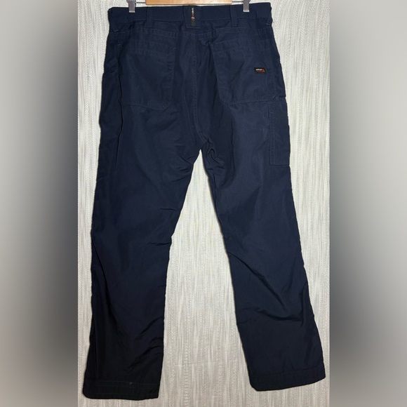 Ariat Men's Navy FR Cargo Pants 35 waist 32 inseam - Picture 2 of 6